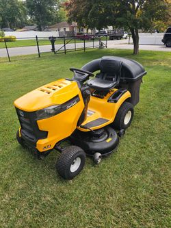 Cub Cadet XT1 LT 46 Riding Lawn Tractor