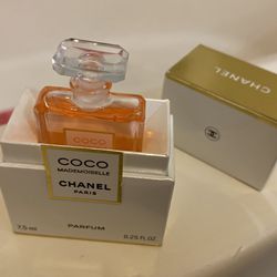 COCO CHANEL Mademoiselle .25oz / 7.5ml for Sale in Elk Grove, CA