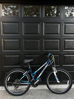 Trek 820 Singe Track Series Mountain Bike 26”