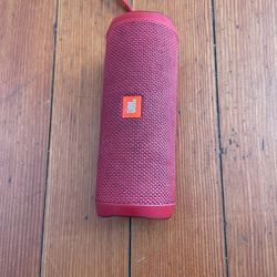 JBL PORTABLE SPEAKER 