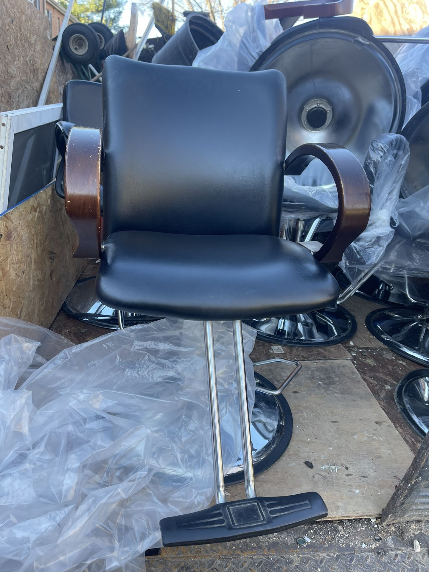 Shop Chairs