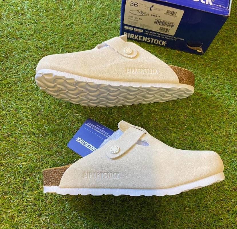 Birkenstock Boston Retro White Clogs Size 36 EU (Women’s 6 / Men’s 5)