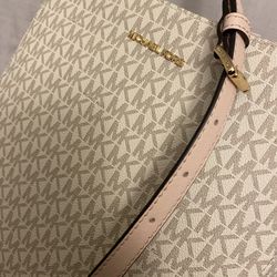 ✨Michael Kors Bag✨ NWT