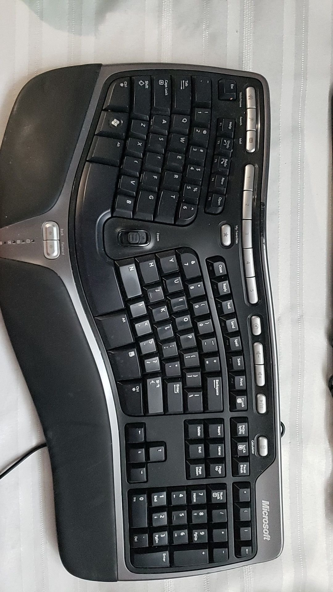 Microsoft Ergonomic Keyboard 4000