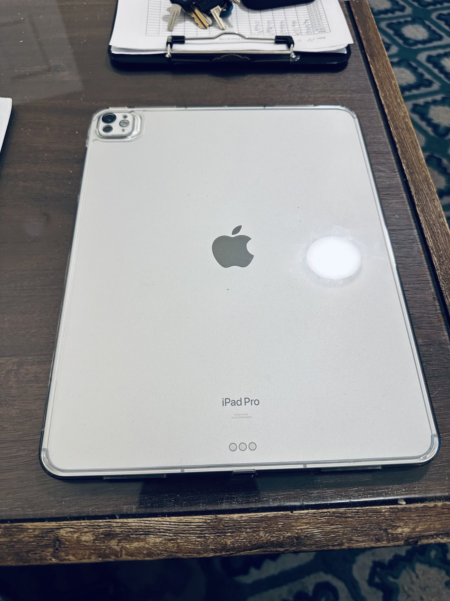 iPad Pro M4 13” 256GB WIFI + Cell + Cases Bundle 