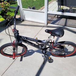 Kent Abyss Freestyle 18"  Bike Used- Good Condition