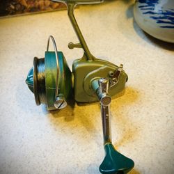 Vintage Heddon Spinning Reel