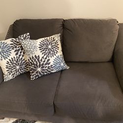 Love Seat / Sofa