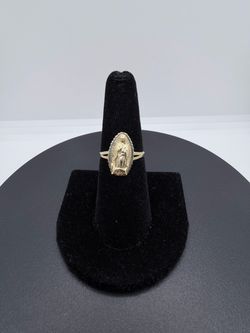 BRAND NEW 10KY Virgin Mary Ring