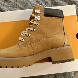 Timberlands - Women’s 7