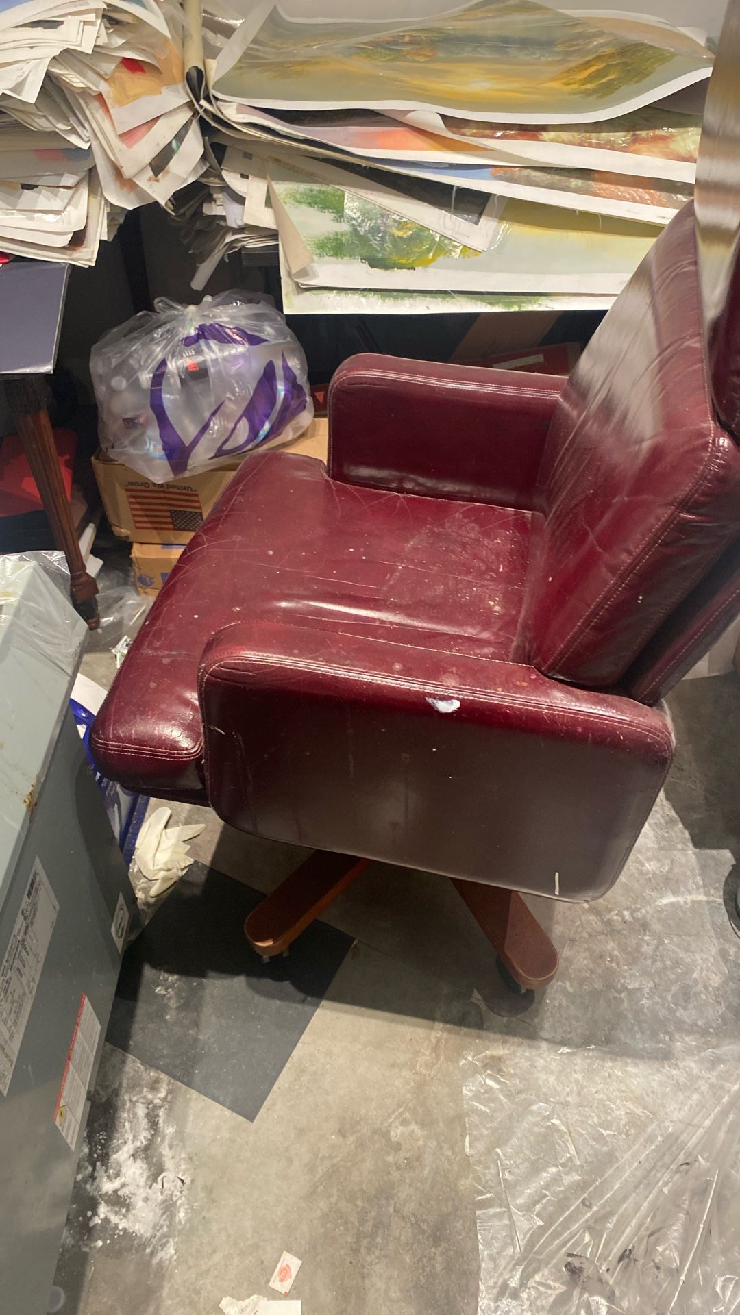 Executive Rotating Leather Chair