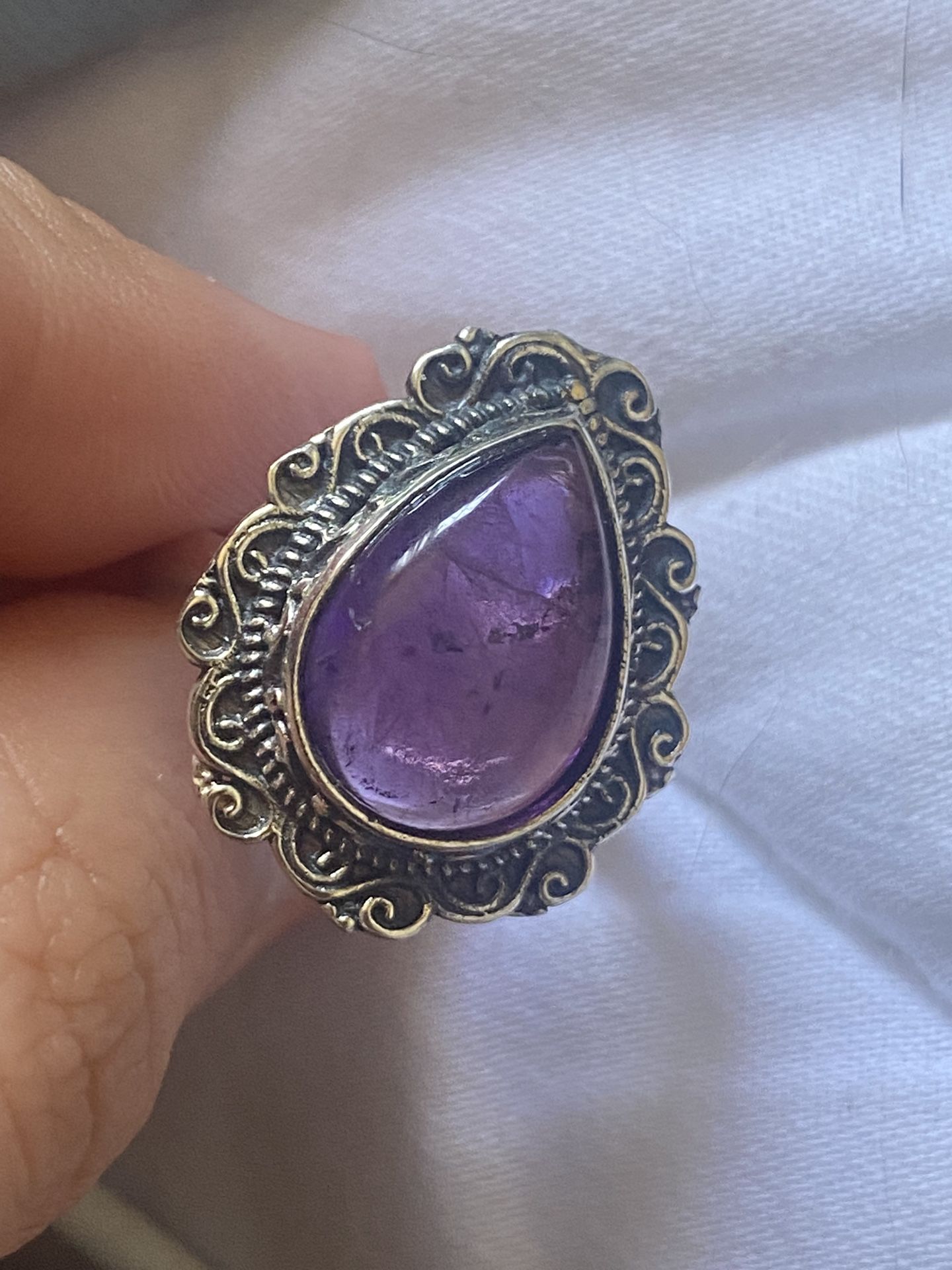 Hand wcrafted 925 Sterling silver filigree amethyst crystal Ring