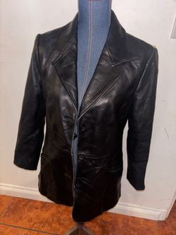 Ladies small 3 button lambskin leather jacket