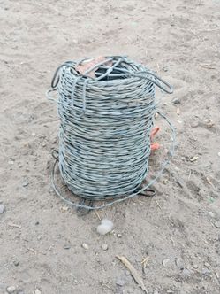 Barbless double-stranded heavy duty wire