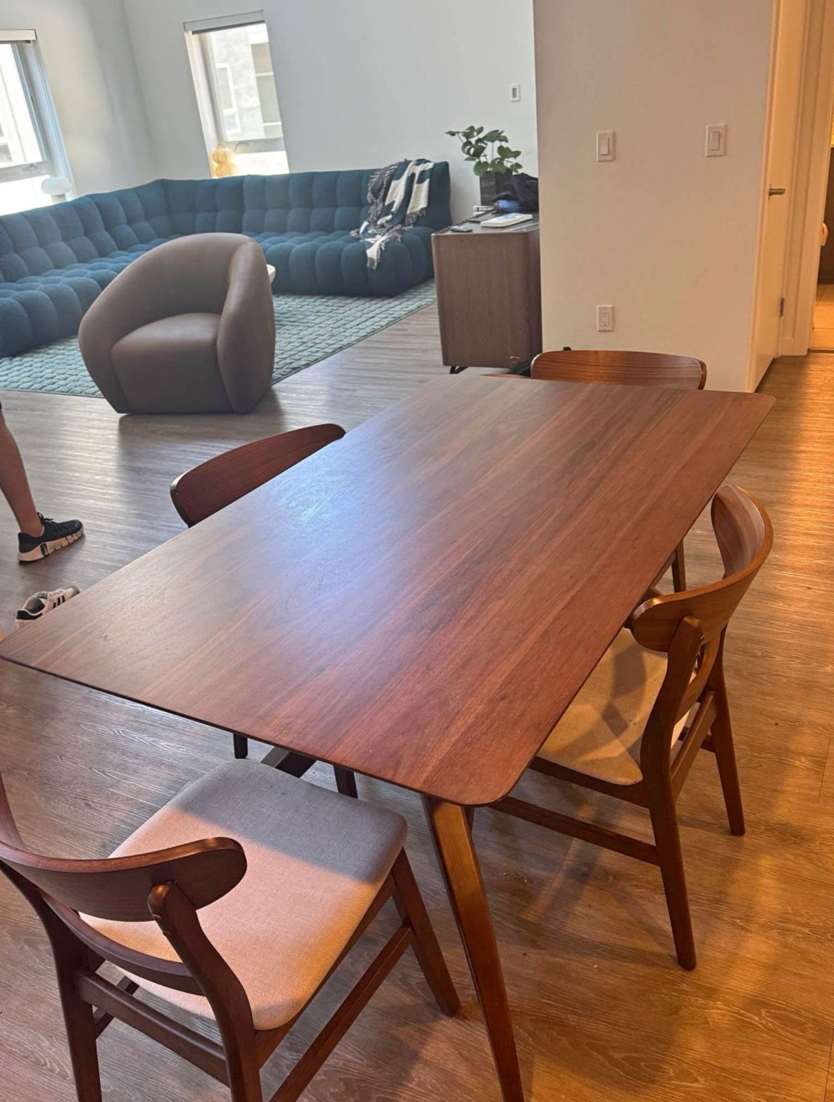 Mid century style dining table and chairs