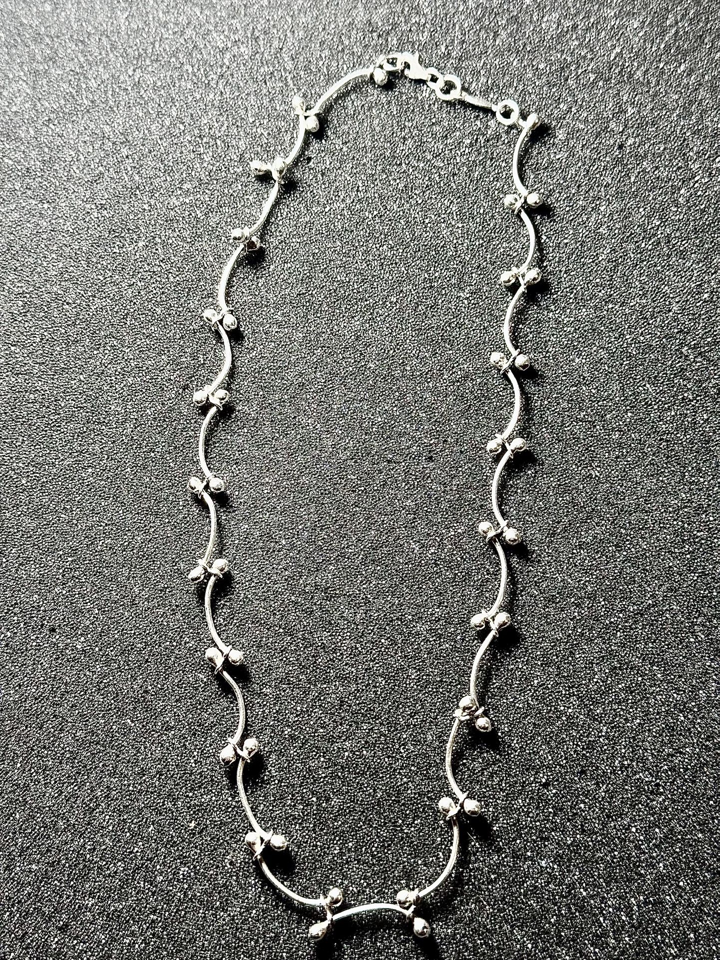 ✨ Elegant 15” Sterling Silver Beaded Vine Necklace ✨