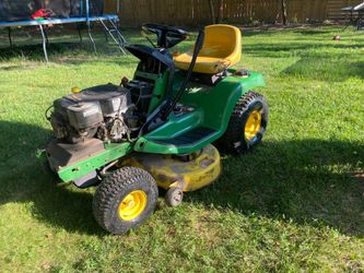 John Deere LT155  riding lawnmower