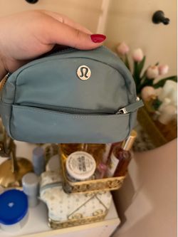 Lulu makeup bag