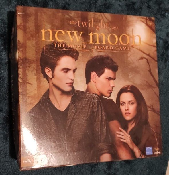 THE TWILIGHT SAGA NEW MOON The Movie BOARD GAME