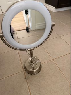 Zadro Mirror