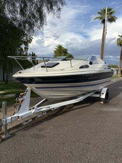 Bayliner Boat NEED GONE!!