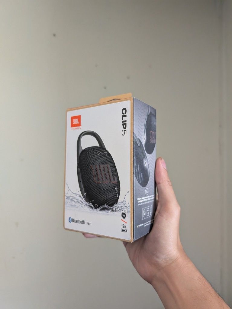 JBL Clip 5 Portable Bluetooth Speaker – Brand New in Box