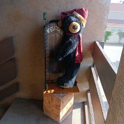 4 Foot Welcome Bear