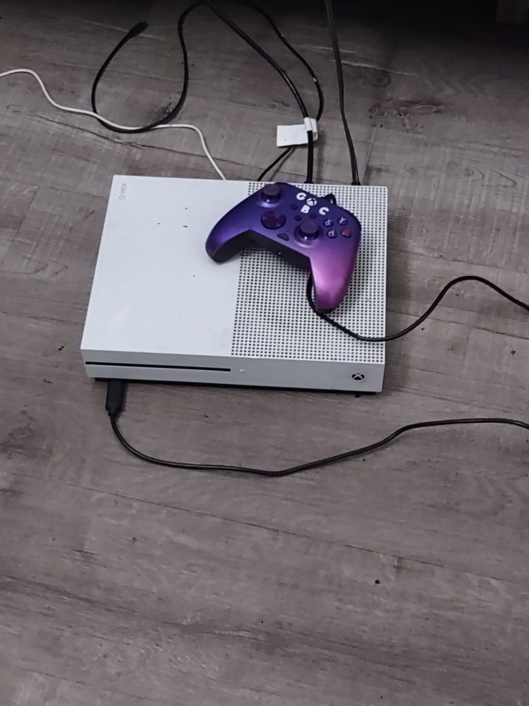 Xbox One S