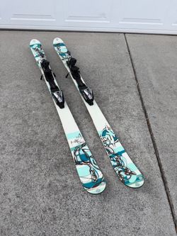 K2 MISSDEMEANOR SKIS Twin-Tip 154 CM W/Marker BINDINGS WOMEN'S