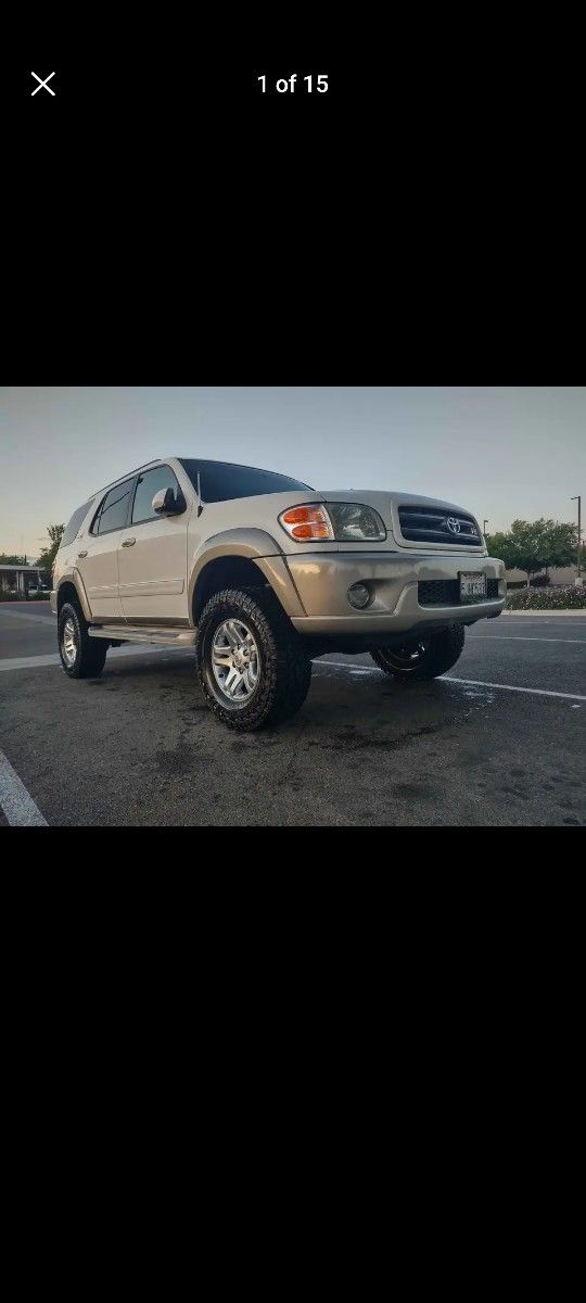 2004 Toyota Sequoia