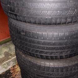 Tires 225-55-17