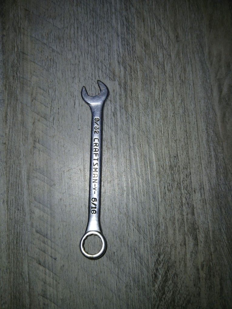 8/32 And 5/16 Wrench