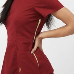 Jaanuu Red Large Srub Top