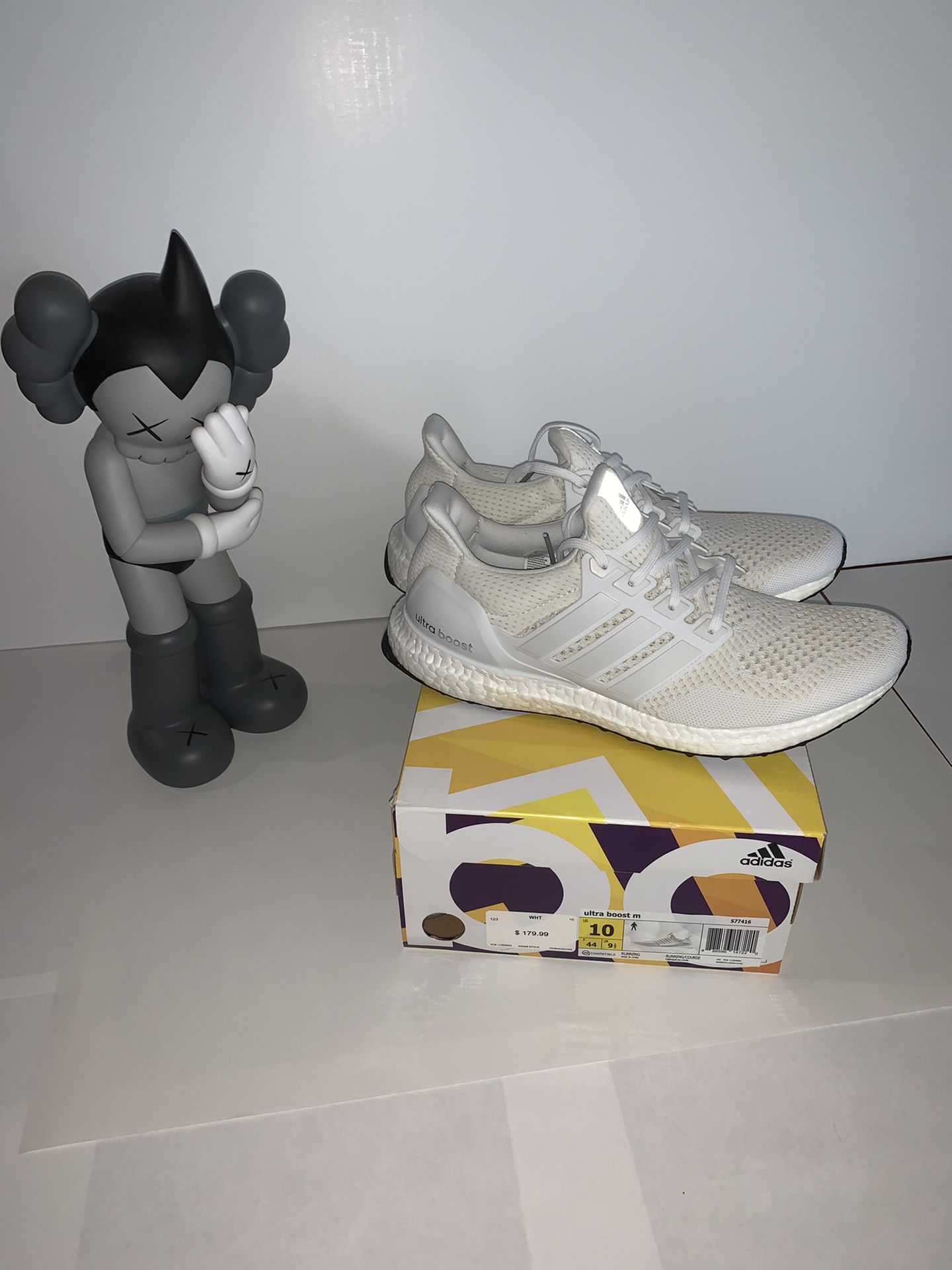 ADIDAS (Ultra Boost 1.0 White OG pair) Size 10 Brand New - www.joarbit.com