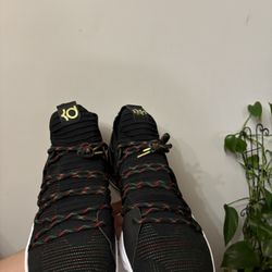 Nike KD 10 BHM 2018 – Kevin Durant Black History Month Edition – Men’s Size 17