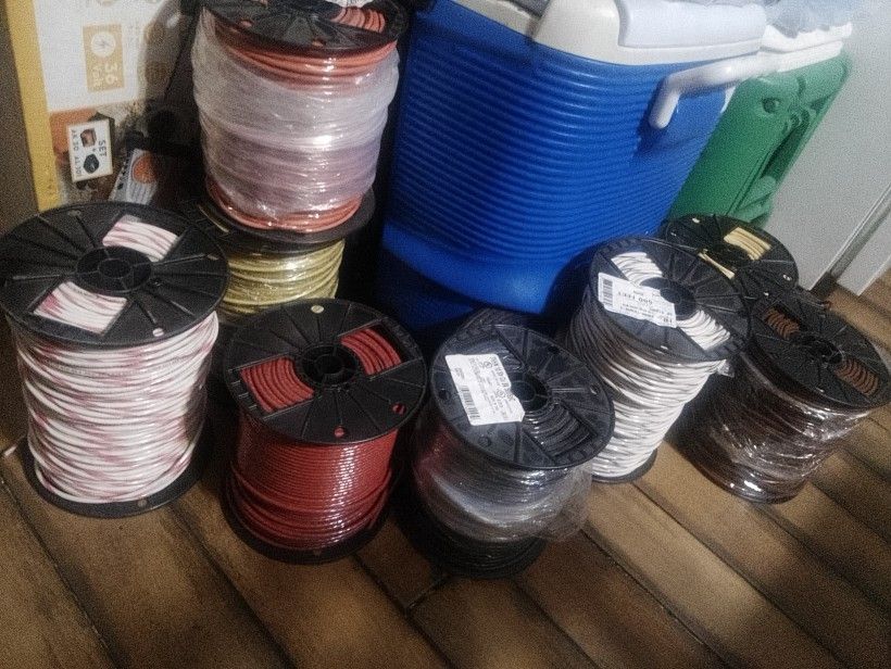 10awg Stranded 500 Ft Each Roll New