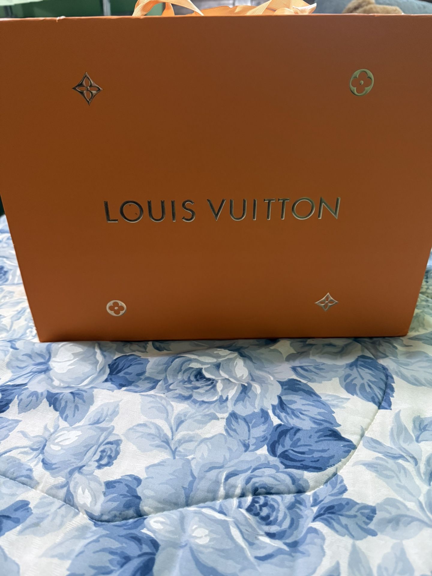 LOUIS VUITTON, Muria Galet Mahina, Pink Purse