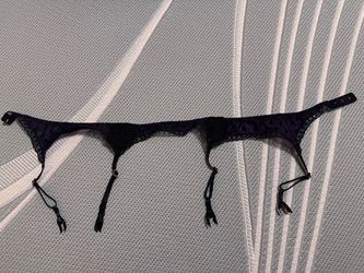 Victoria’s Secret Very Sexy Garter Belt