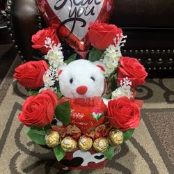 Valentine’s Day Arrangements