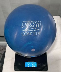 Storm Concept bowling ball 14 lbs
