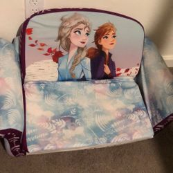Frozen Couch 