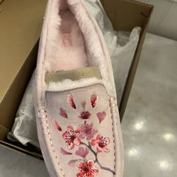 UGG Ansley Pink Blossom Slipper (New In Box)