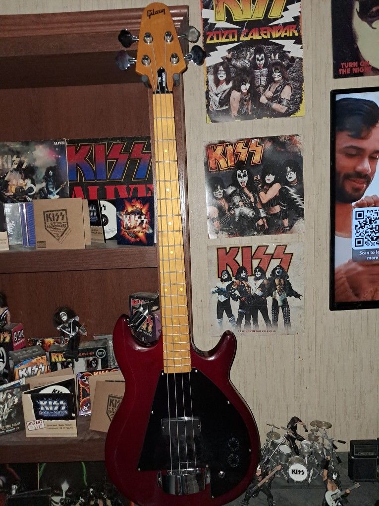 Gibson Style Bass Guitar