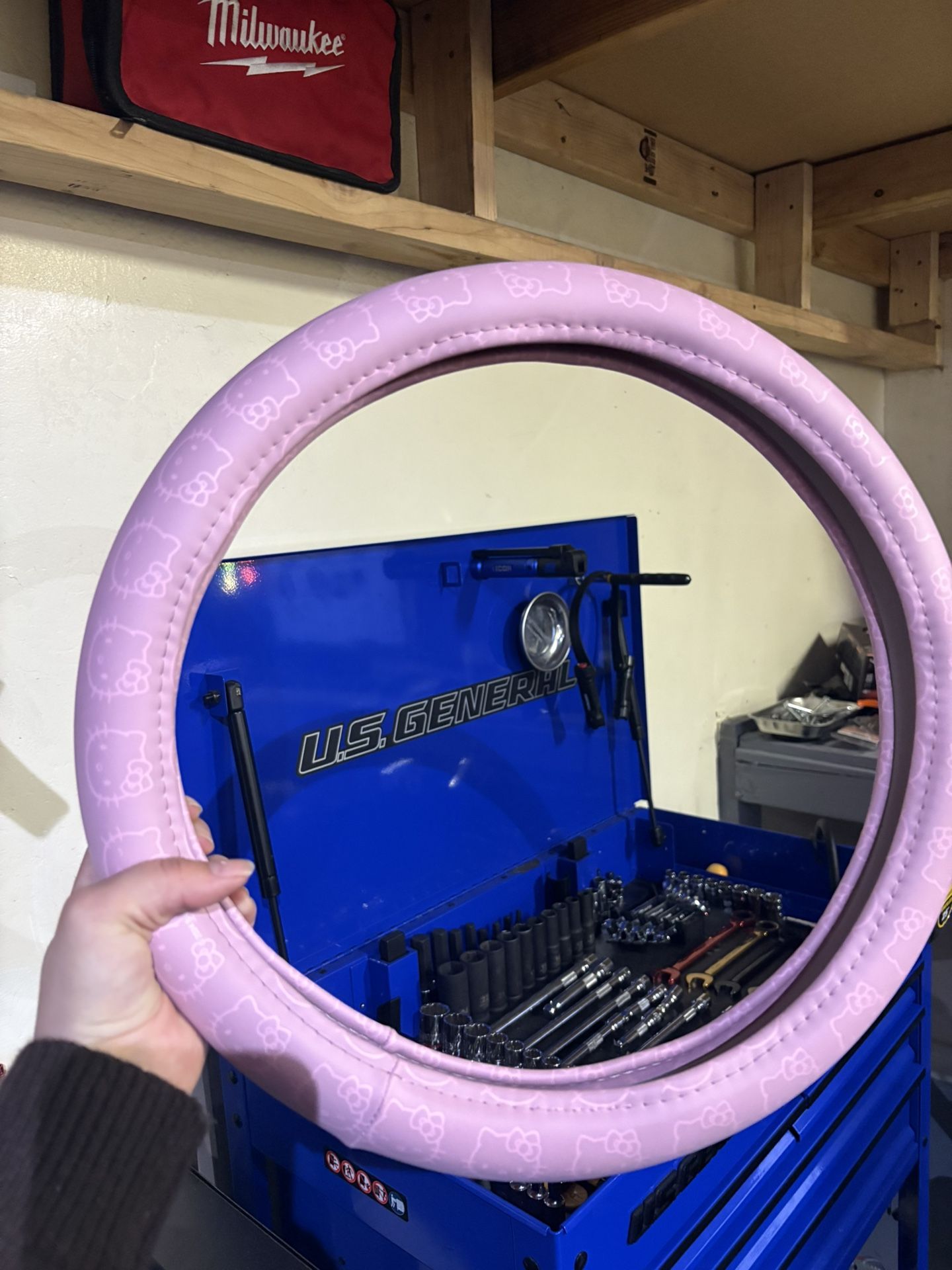 hello kitty steering wheel cover