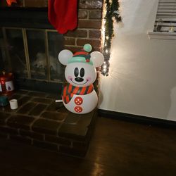 Disney Mickey Mouse Snowman