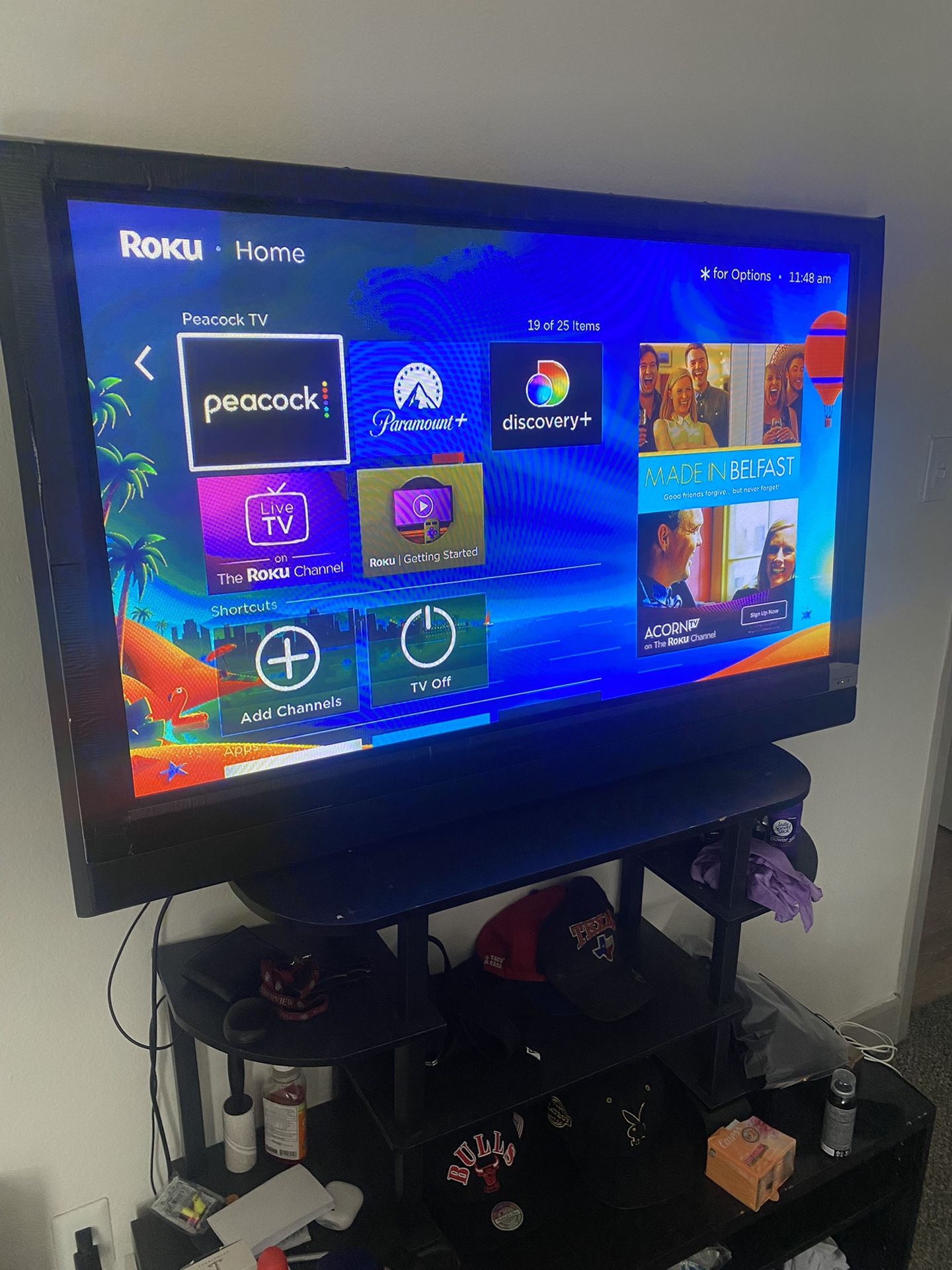 55 Inch Hitachi Tv with Roku Stick