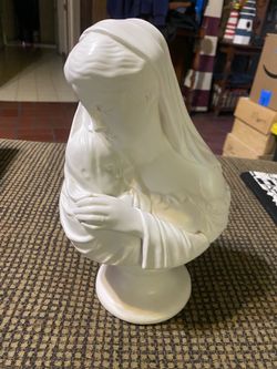 Vintage Inarco E-1449 Chalkware “Bust of the Madonna and Child”