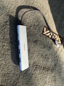 UGreen multi-port