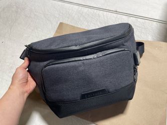 Alpaka crossbody bag