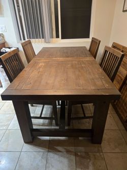 Wooden Dinning Table